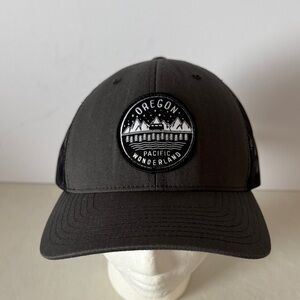 Starry Oregon trucker hat